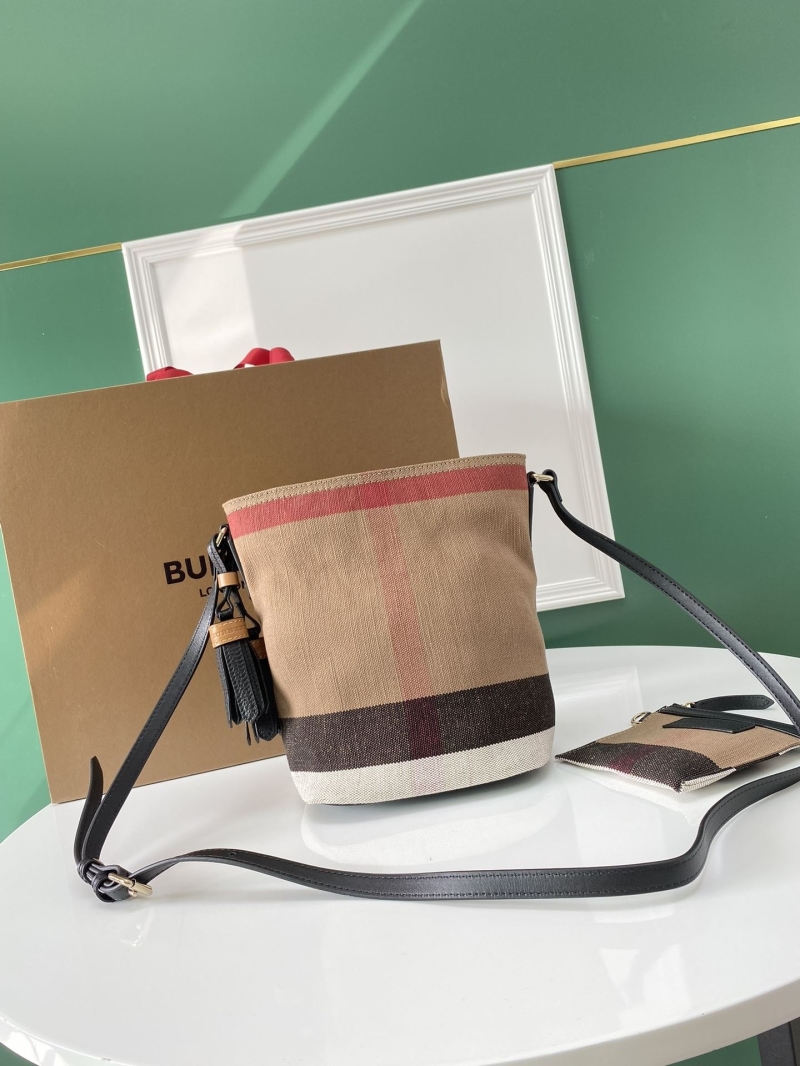 Bv*b*rry hobo bags